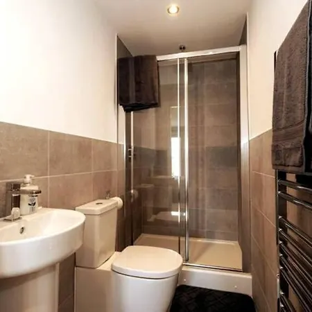 Lovely Entire 2-bed Apartment