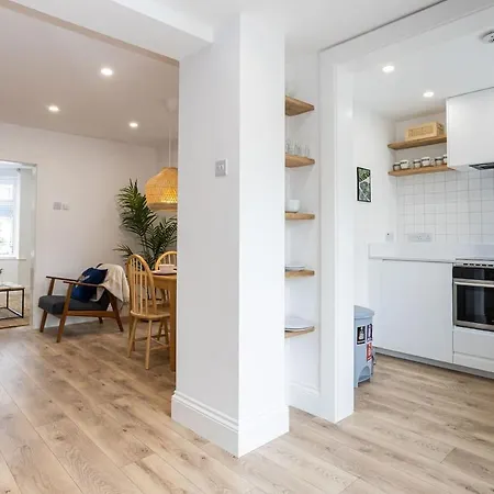 Scandi Inspired In Eccles