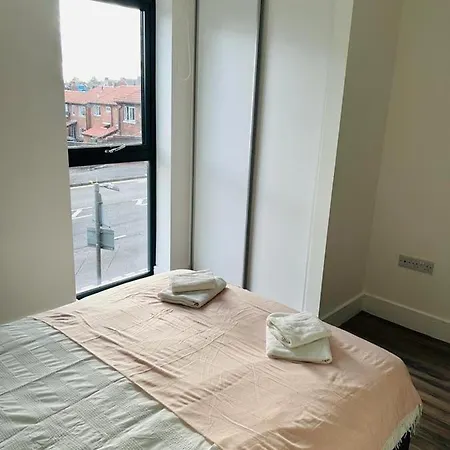 Modern 2br Sleeps 4 Easy Access To Centre *