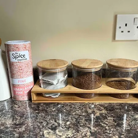 2 Bedroom Flat In Ardwick *