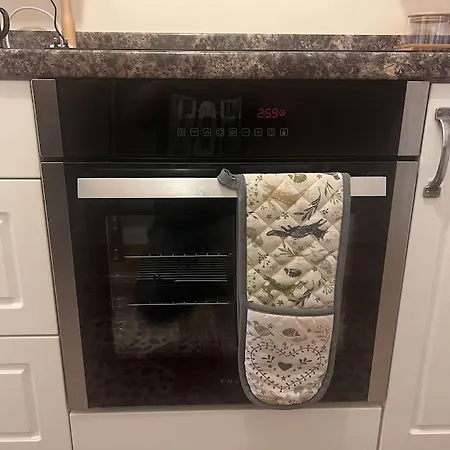 2 Bedroom Flat In Ardwick Apartment *