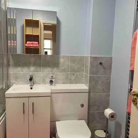 Apartment 2 Bedroom Flat In Ardwick *