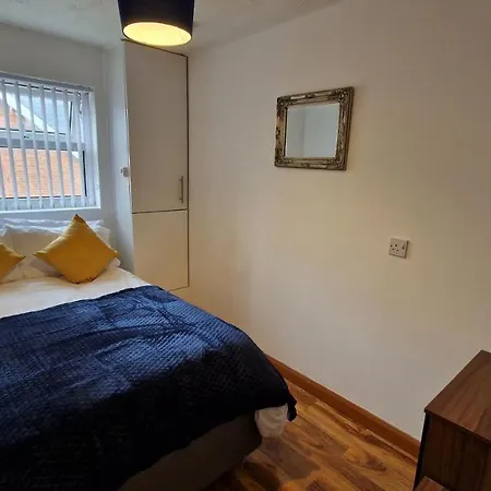 Charming 2bd Flat Higher Crumpsall Prestwich