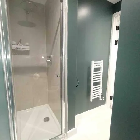 公寓 1 Bedroom Duplex In *