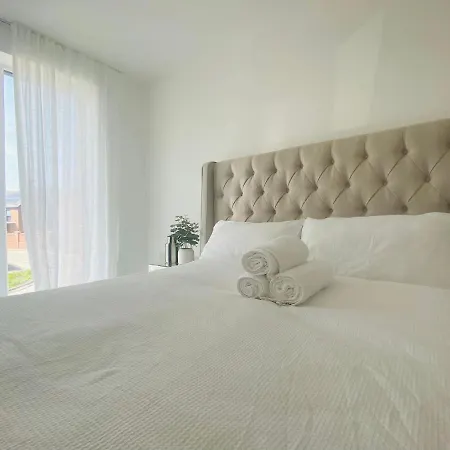 Stylish New Built Privatunterkunft Manchester