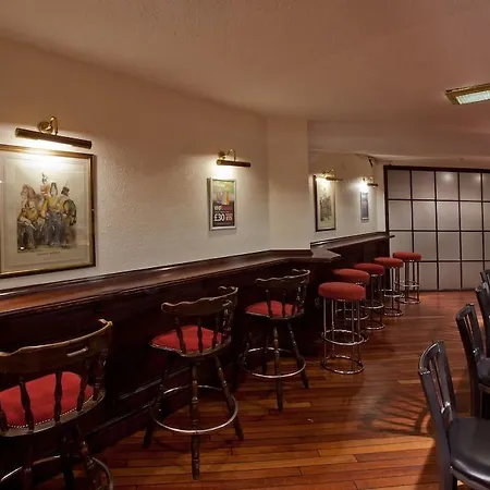 酒店 曼联萨斯酒店 3*
