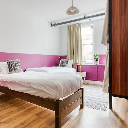 Malacuna مانشستر