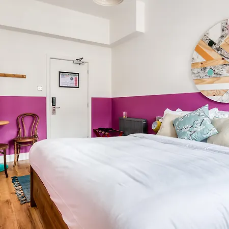 Hostel Ph Nq1 *
