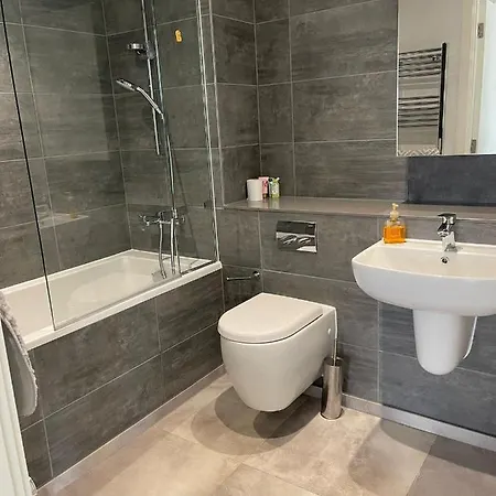 2 Bedroom In Centre * Manchester
