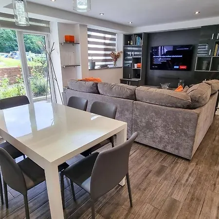Apartment Beautiful Close To Centre Manchester