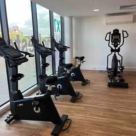 Stunning 2bd / Canal Views & Proximity To Man Utd Manchester