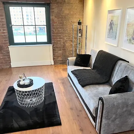 City Center 2 Bedrooms *