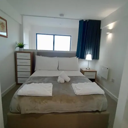 1 Bedroom Duplex In *