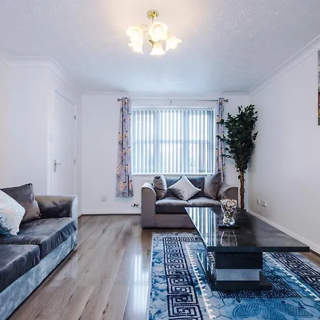 Cozy Away From In Manchester. Apartment Manchester
