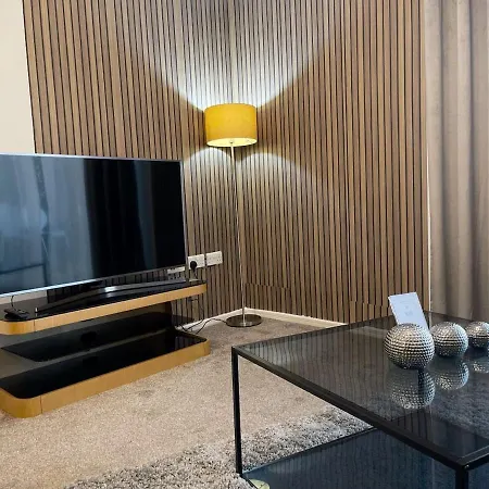 Cityfront Cosy Near Centre & Etihad Stadium, Free Parking *