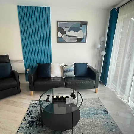 Cityfront Modern Apt near Centre/etihad, Free Parking Apartmán
