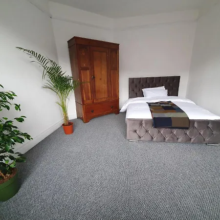 Quirky And Spacious 4 Bed Victorian House