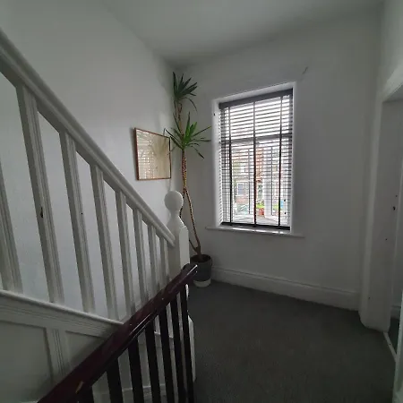 Homestay Quirky And Spacious 4 Bed Victorian House Manchester