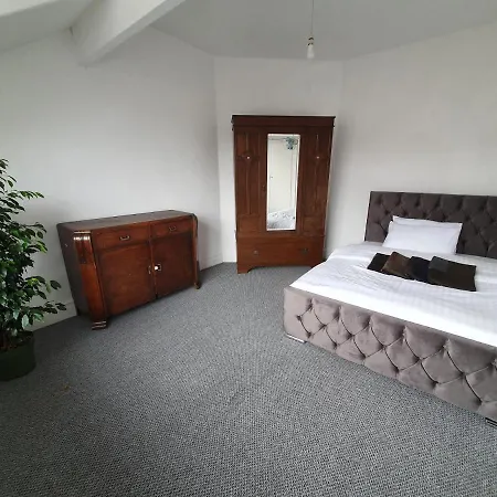 Quirky And Spacious 4 Bed Victorian House * Manchester