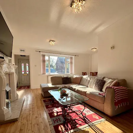 House In The Heart Of Homestay