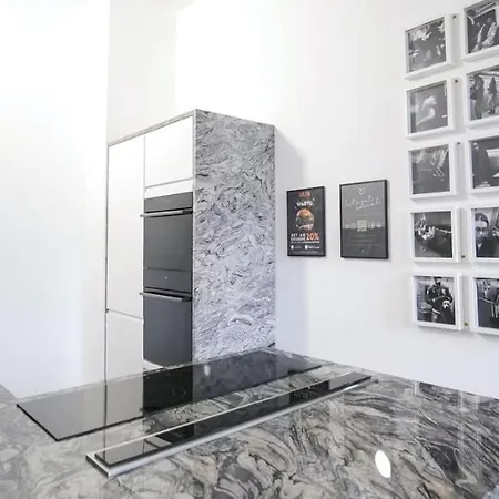 Apartment 1-bed Loft - Free Parking