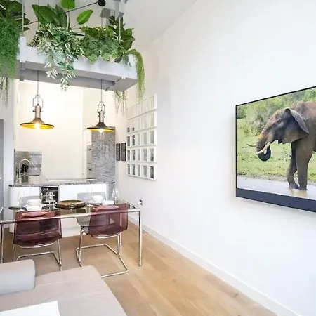 Apartment 1-bed Loft - Free Parking