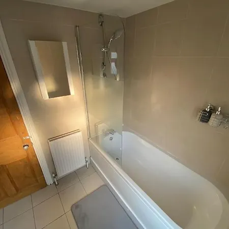 Holiday home 7 Bed - Spacious House - Central Manchester