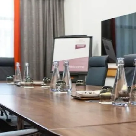 Hotel Clayton Centre 4*