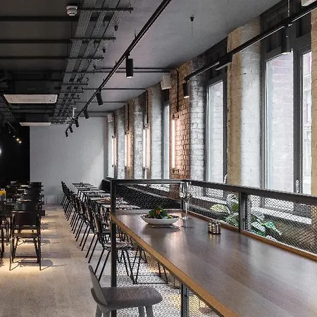 Апарт-отель Whitworth Locke, Civic Quarter 4*
