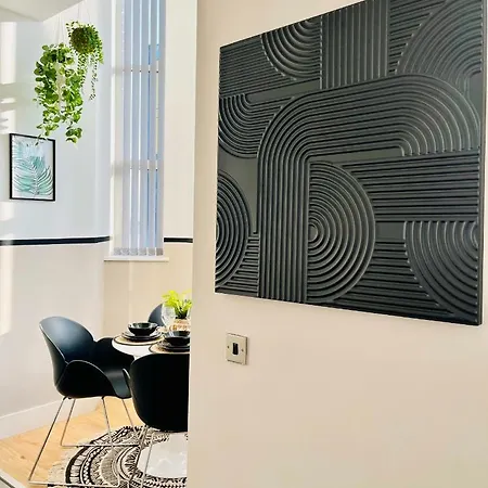 Apartman Bright And Spacious 2 Bed Apt - Sleeps Up To 6 Manchester