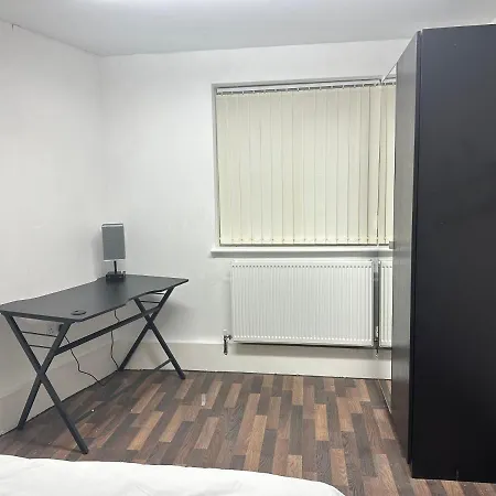 Bright, Warm & Cozy House In Harpurhey Apartmán *
