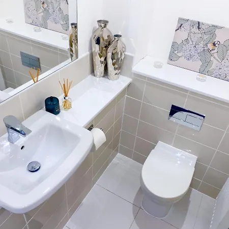 Royal At Coop Live Etihad, Sports Couette-café 3*