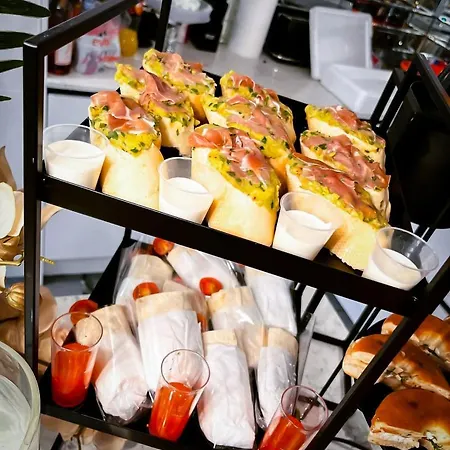 Couette-café Royal At Coop Live Etihad, Sports Manchester