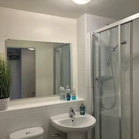 Apartament Entire In Greater *