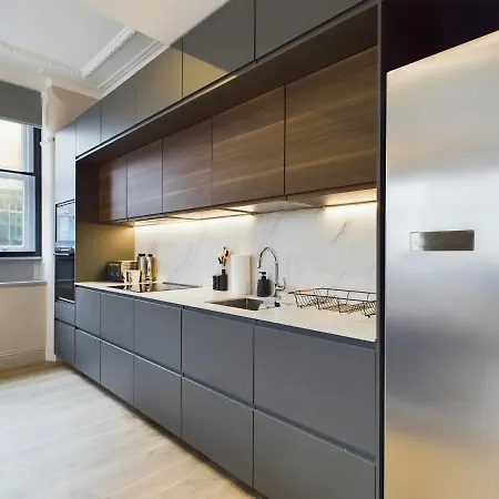 Classy 2bedroom Centre