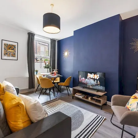펜션 Pass The Keys Chic 3-bed In Near Media City & Old Trafford