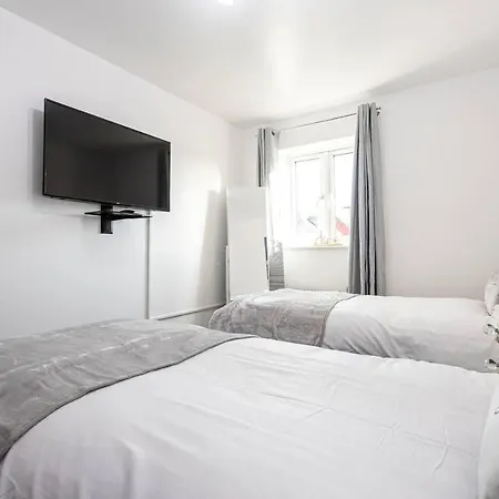 Beautifully Designed 3 Bed House - In Prázdninový dům Manchester