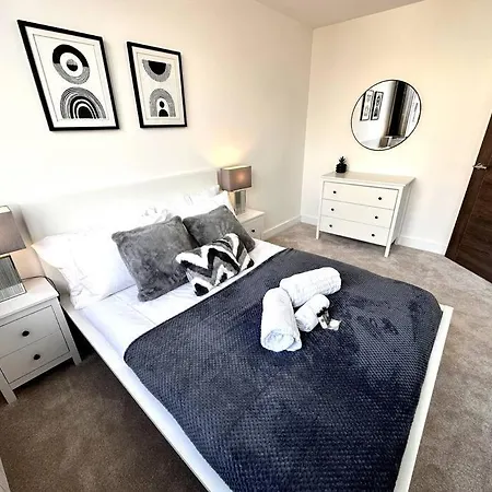Luxury 1 Bedroom In Old Trafford *
