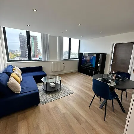 1 Bed Near Old Trafford With Free Car Park