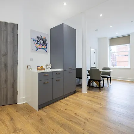 Amazing 1bd China Town