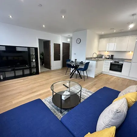 1 Bed Near Old Trafford With Free Car Park Appartement
