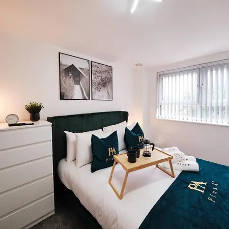 Apartment Pluxa Green Glade - Urban Haven With Parking, Workspace, Wi-fi Manchester