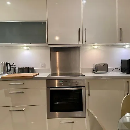 Stylish Base Apartament Manchester