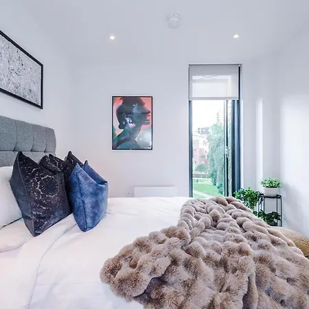 Stylish Ancoats 2-bed