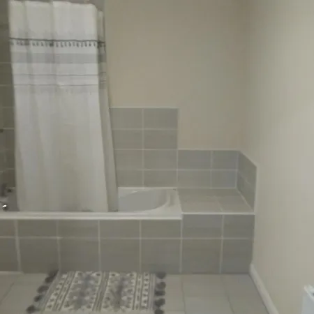 Savoy Court Homestay Manchester