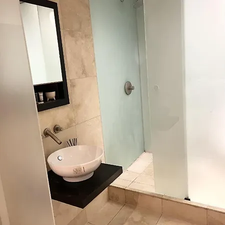 Free Parking 2 Bedroom Manchester