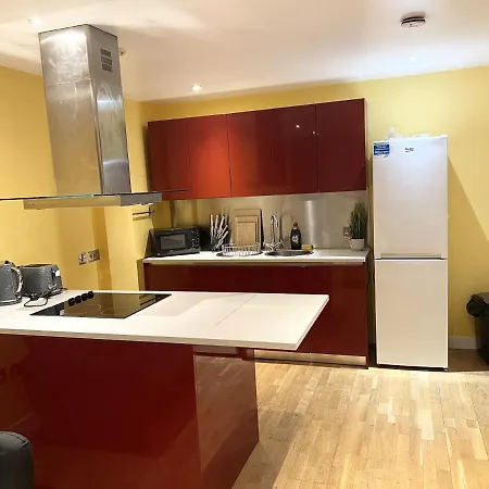 Free Parking 2 Bedroom