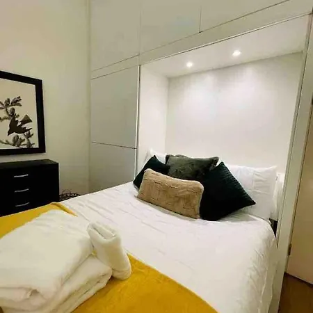 Miloe Homes ~ Old Trafford Appartement
