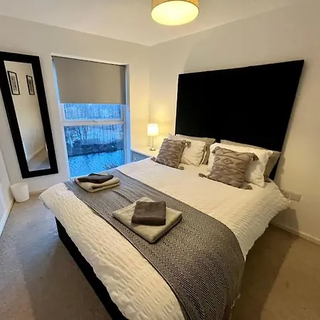 Etihad Fc 2br With Water View Lejlighed Manchester