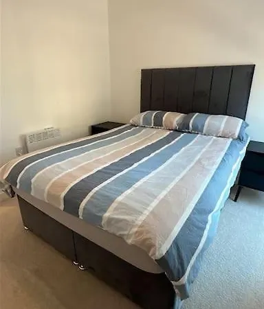 Elegant 2 Bedroom Manchester